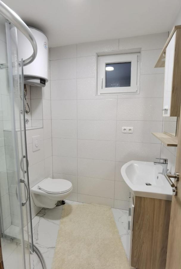 Vikendica Bosnjak Prozor Exterior foto